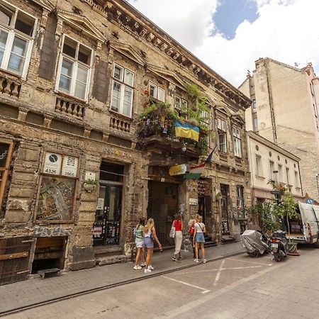 Kazinczy 10 Apartment With 3 Bedrooms Budapest Bagian luar foto