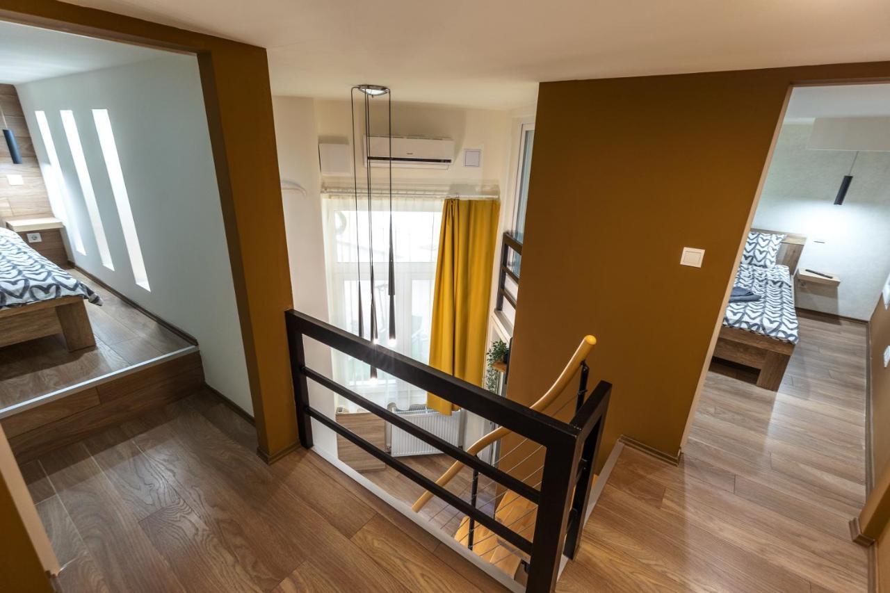 Kazinczy 10 Apartment With 3 Bedrooms Budapest Bagian luar foto